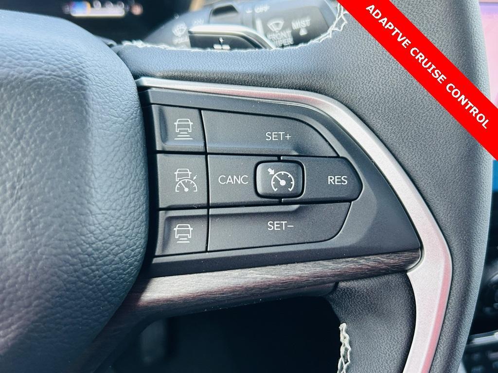 new 2025 Jeep Grand Cherokee L car