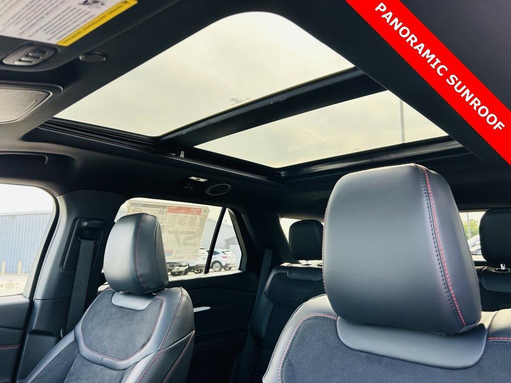 new 2025 Ford Explorer car, priced at $56,694