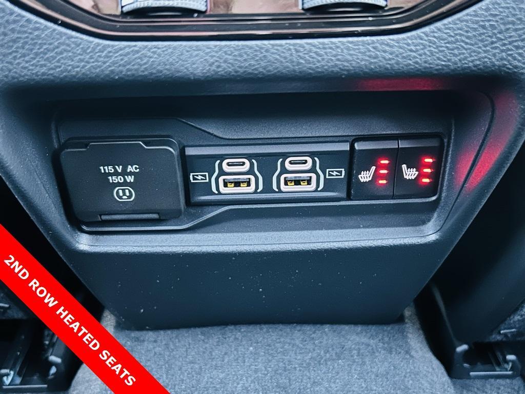 new 2025 Jeep Grand Cherokee car, priced at $43,014