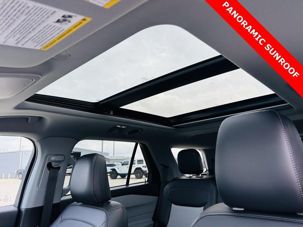 used 2023 Ford Explorer car, priced at $39,500