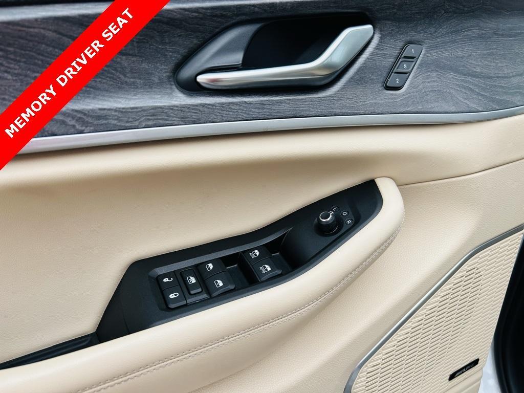 used 2023 Jeep Grand Cherokee L car, priced at $32,500