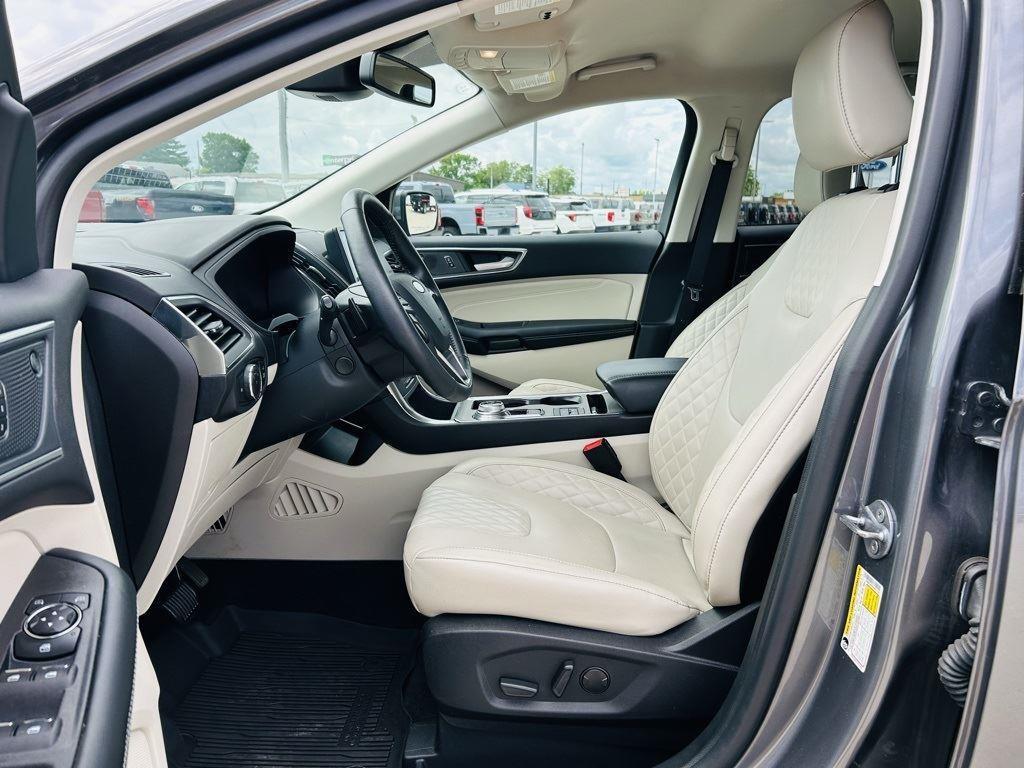 used 2024 Ford Edge car, priced at $34,000
