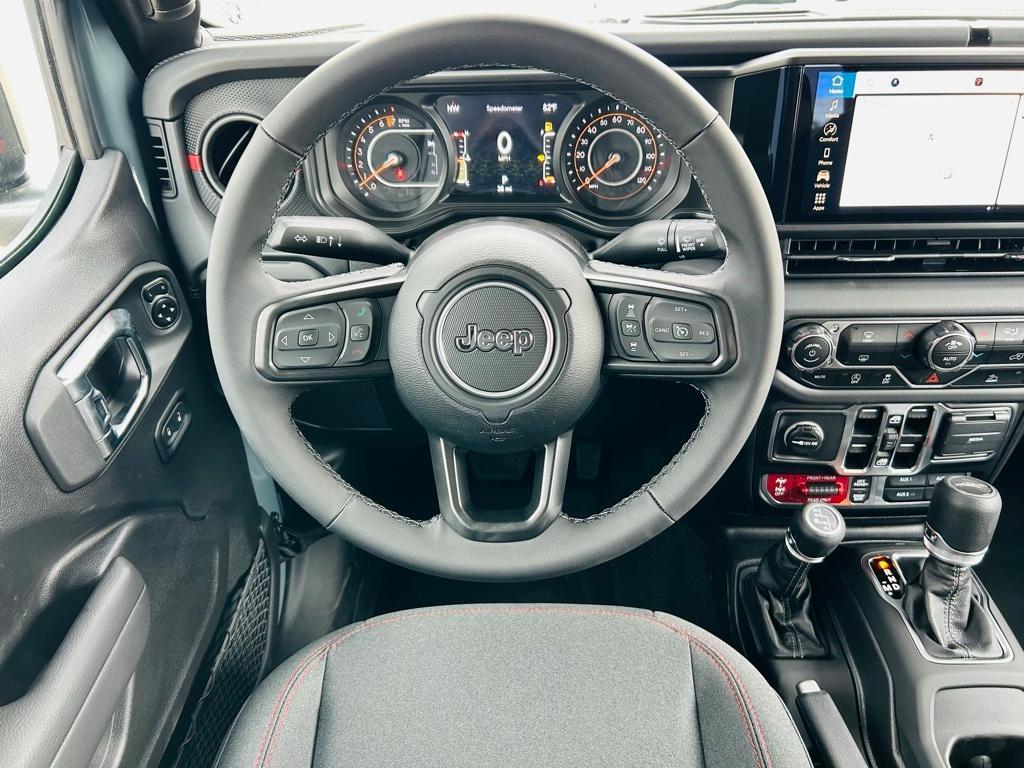 new 2025 Jeep Gladiator car