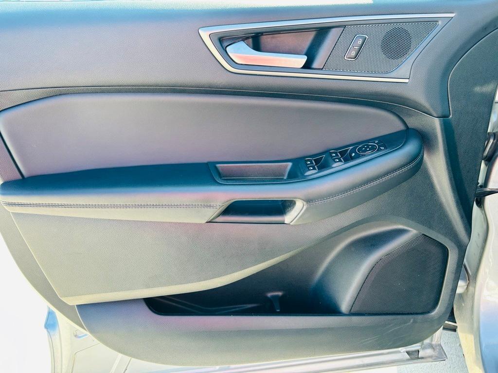 used 2024 Ford Edge car, priced at $25,800