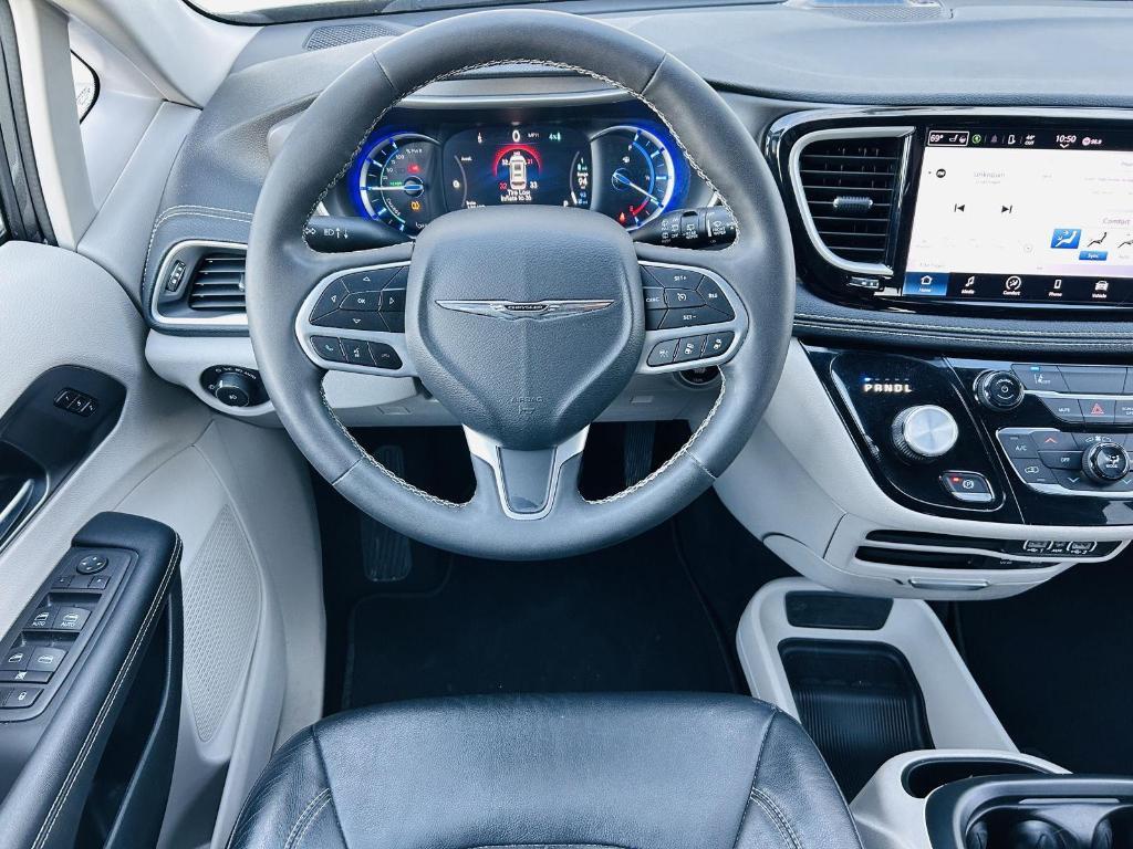 used 2022 Chrysler Pacifica Hybrid car, priced at $20,500