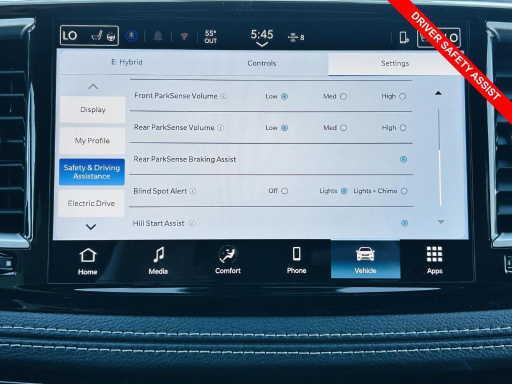 new 2026 Chrysler Pacifica Hybrid car, priced at $53,513