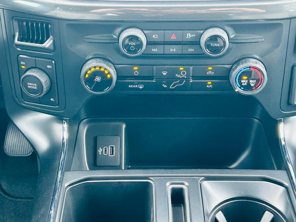 new 2025 Ford F-150 car, priced at $45,390