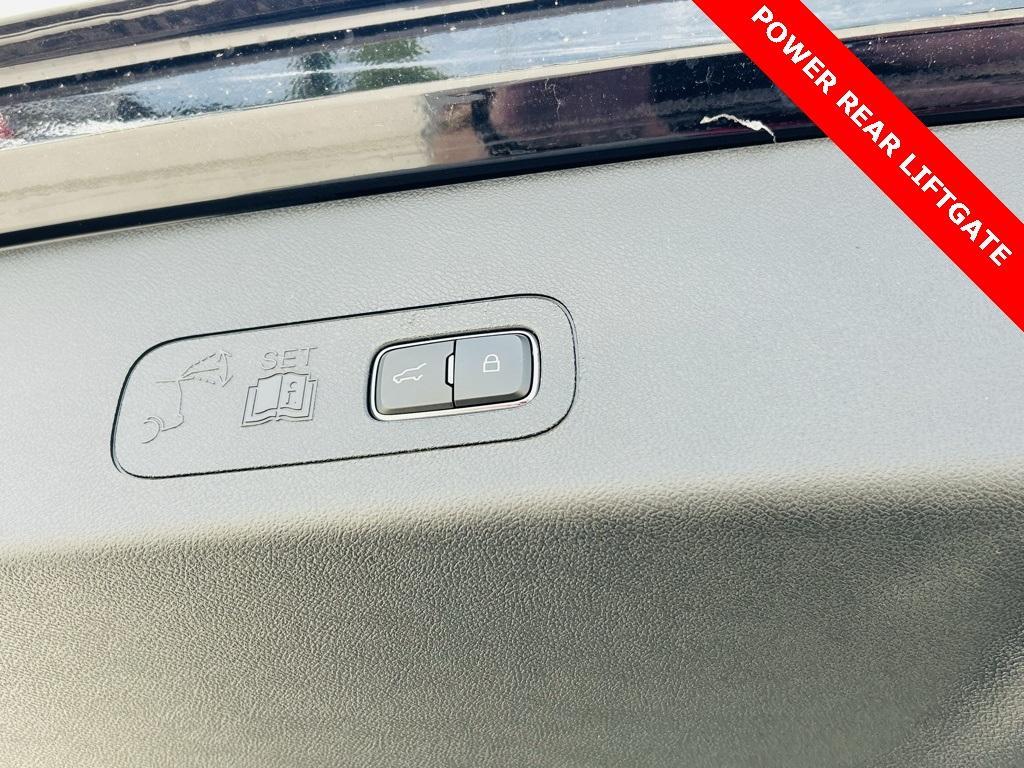 new 2025 Lincoln Aviator car, priced at $61,500