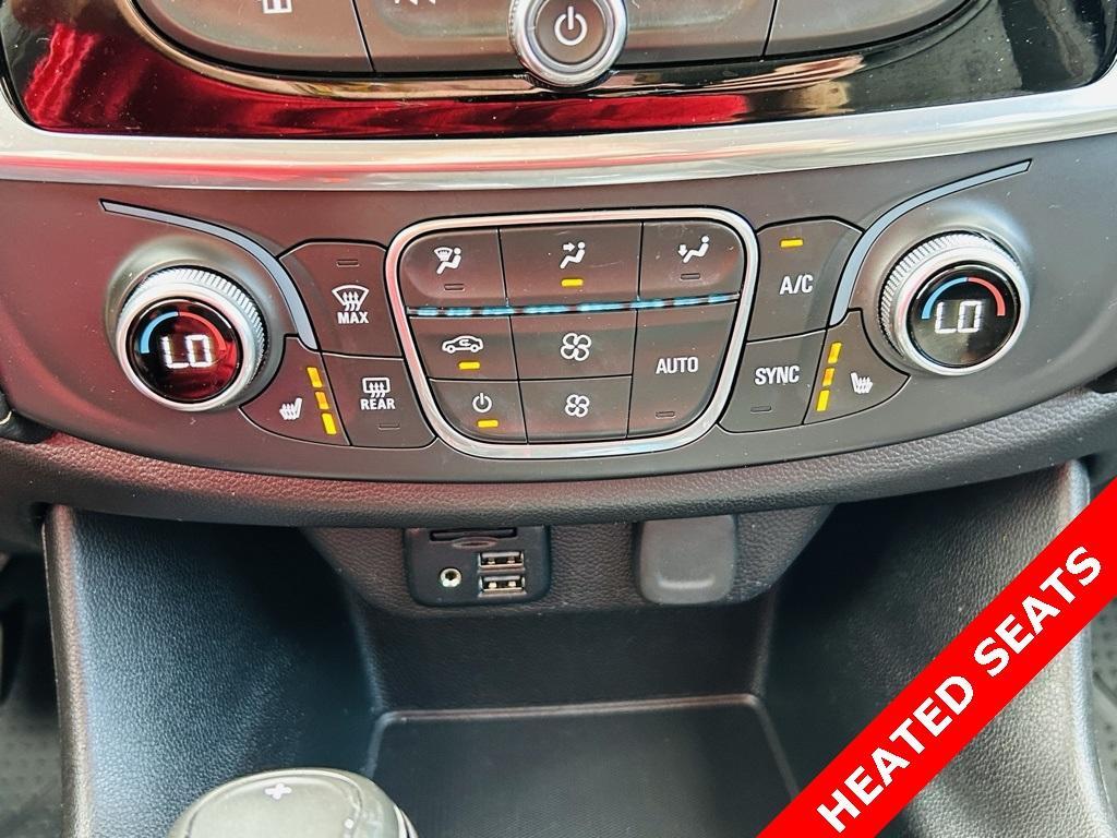 used 2020 Chevrolet Traverse car, priced at $30,000
