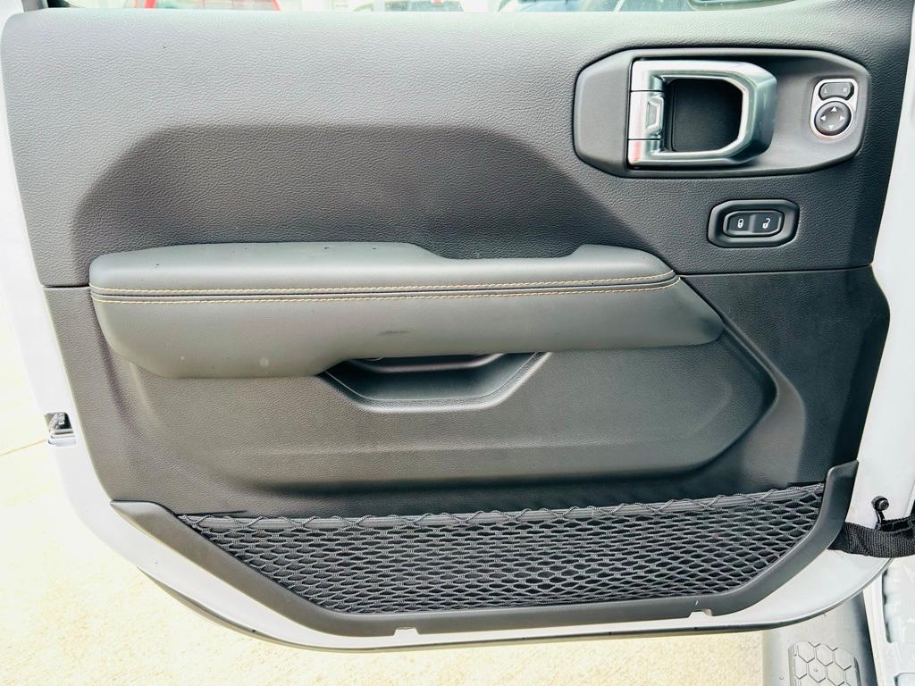 new 2025 Jeep Wrangler car, priced at $50,862