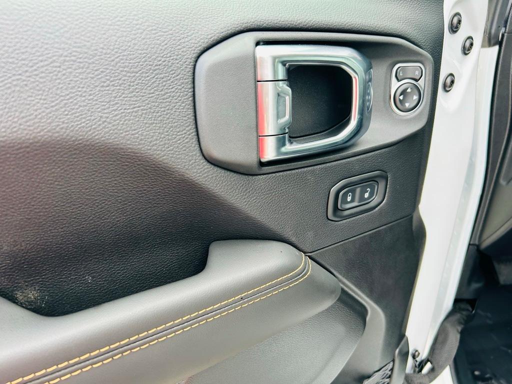 new 2025 Jeep Wrangler car, priced at $50,862