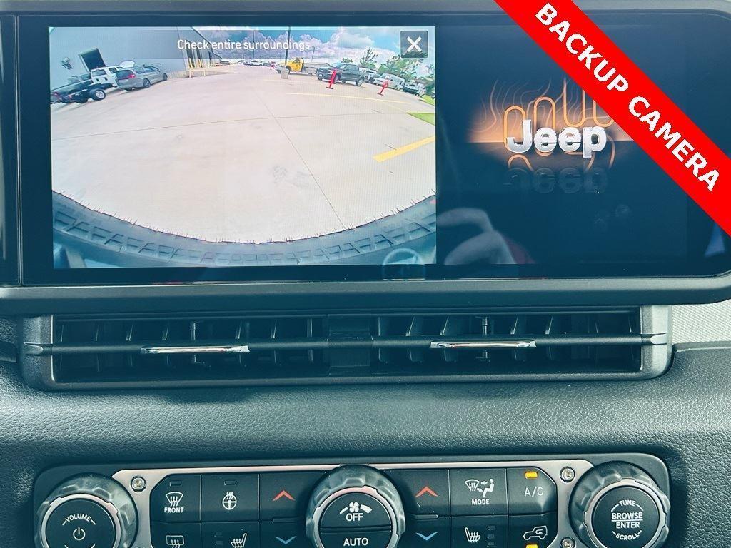 new 2025 Jeep Wrangler car, priced at $47,522