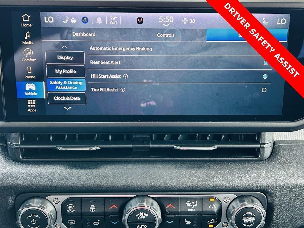 new 2025 Jeep Wrangler car, priced at $47,522