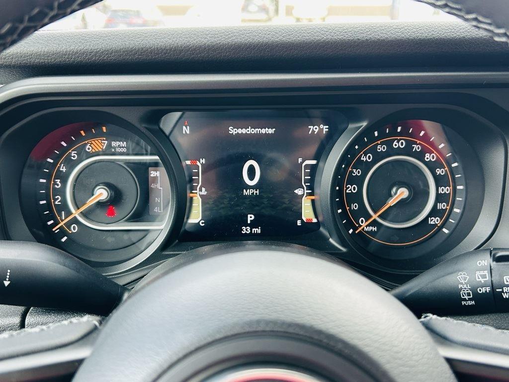 new 2025 Jeep Wrangler car, priced at $47,522