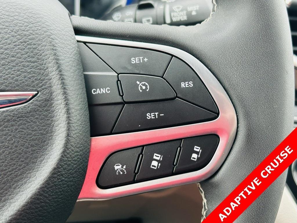 used 2022 Chrysler Pacifica car, priced at $27,700