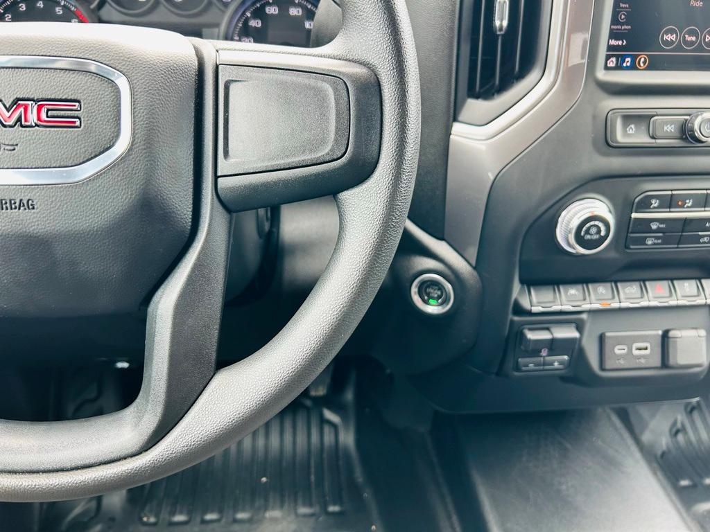used 2023 GMC Sierra 1500 car, priced at $35,100