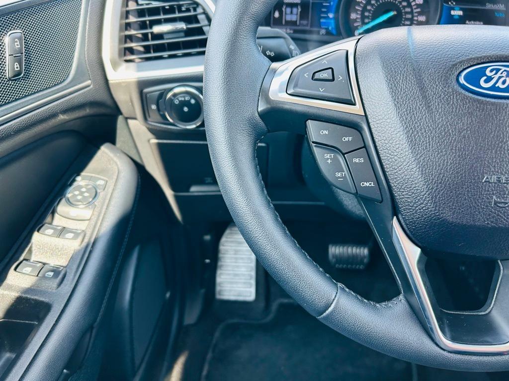 used 2024 Ford Edge car, priced at $29,500