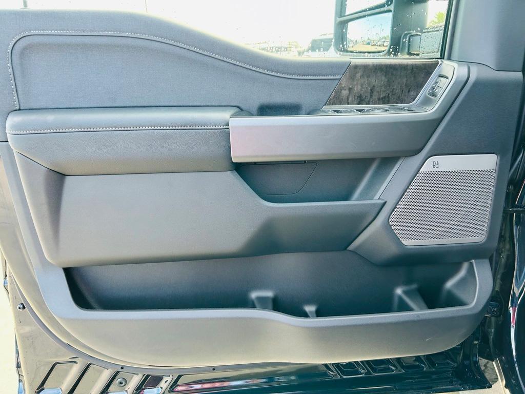 new 2025 Ford F-350 car, priced at $86,000