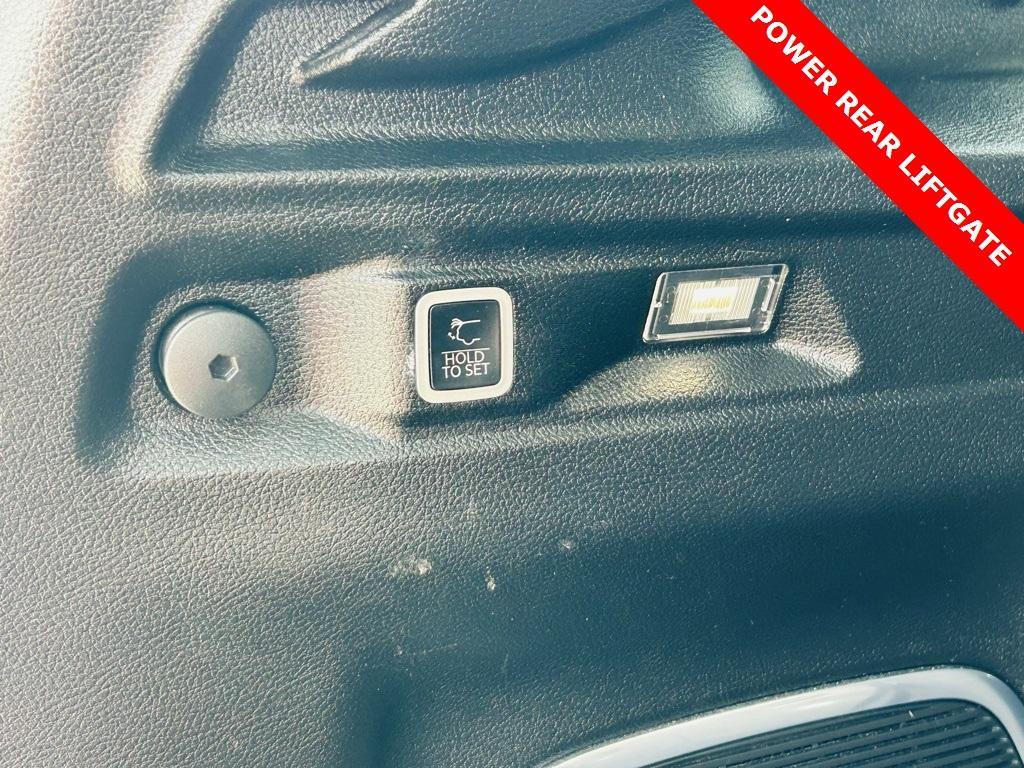 used 2022 Jeep Grand Cherokee L car, priced at $34,400