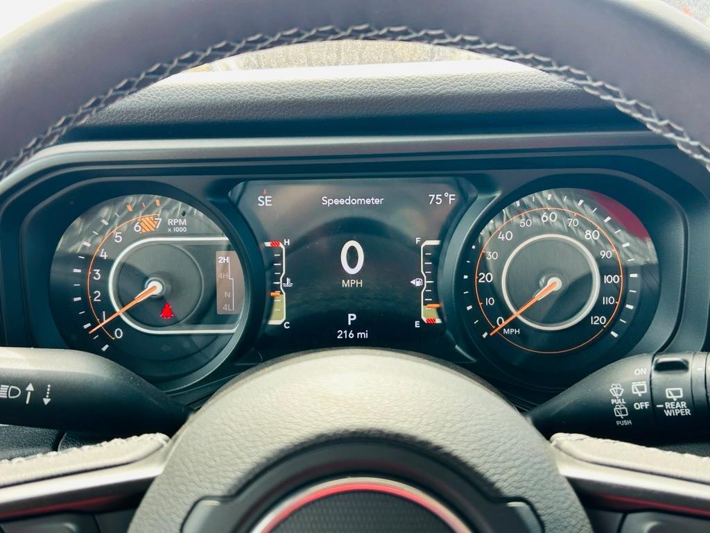 new 2025 Jeep Wrangler car, priced at $45,018