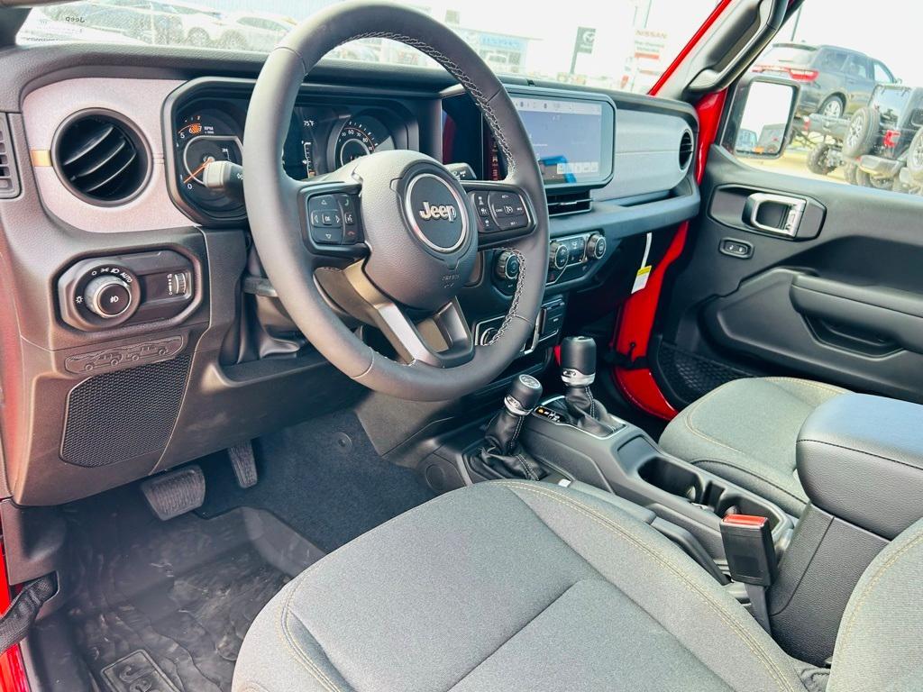 new 2025 Jeep Wrangler car, priced at $45,018