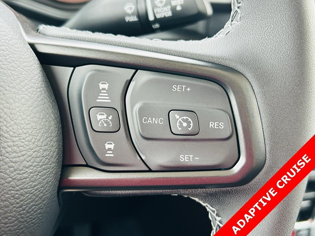 new 2025 Jeep Gladiator car