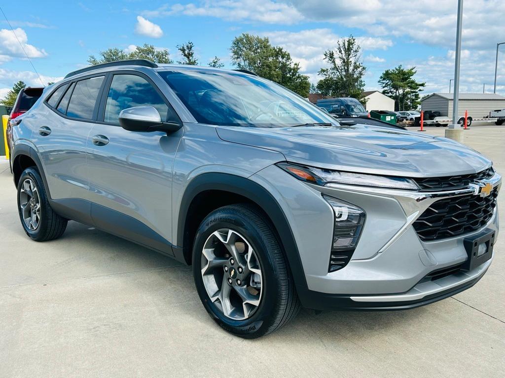 used 2024 Chevrolet Trax car, priced at $24,000