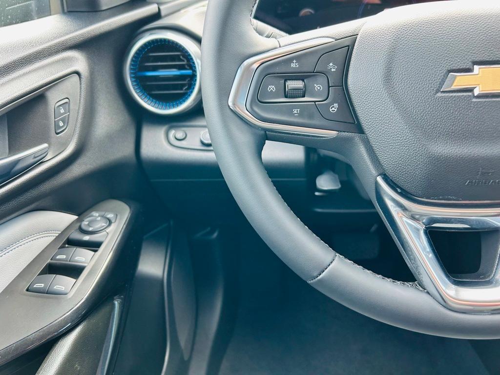 used 2024 Chevrolet Trax car, priced at $24,000