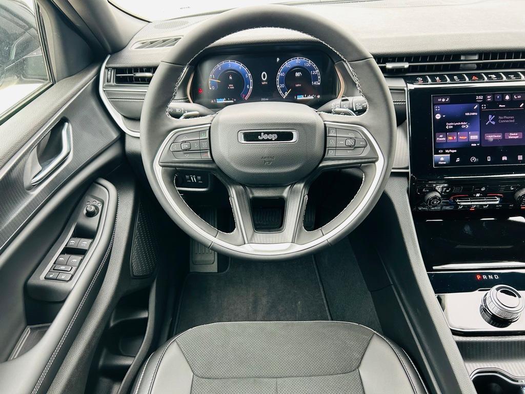new 2025 Jeep Grand Cherokee L car