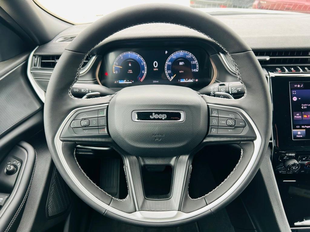 new 2025 Jeep Grand Cherokee L car