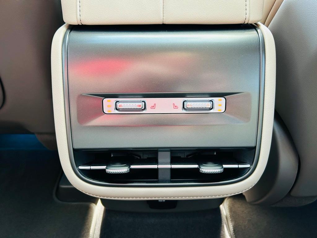 new 2025 Lincoln Nautilus car