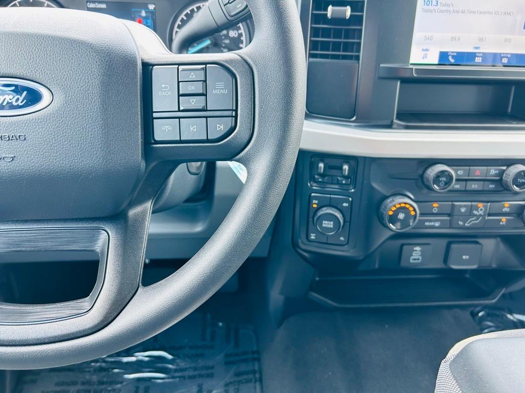 new 2025 Ford F-350 car, priced at $68,300