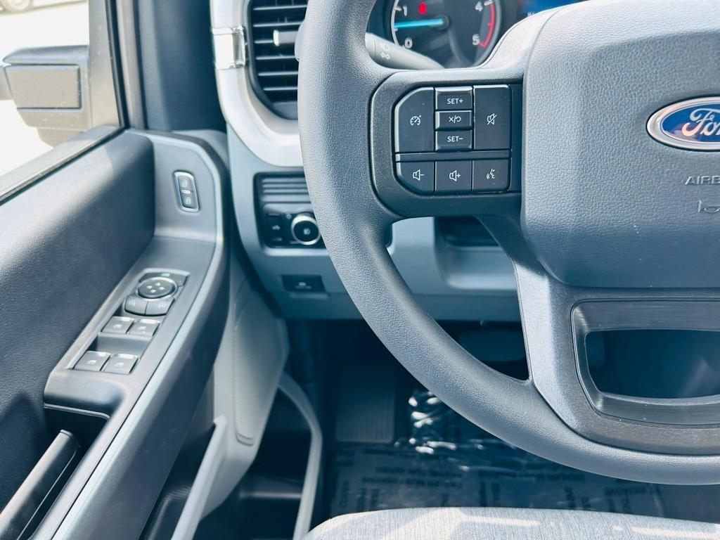 new 2025 Ford F-350 car, priced at $68,300