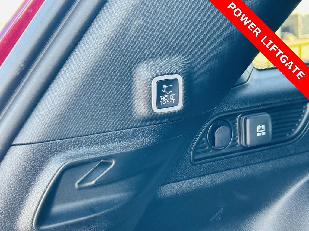 new 2025 Jeep Grand Cherokee car, priced at $40,089