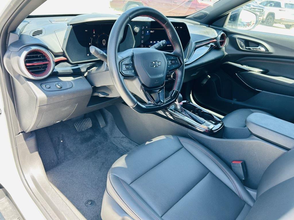 used 2025 Chevrolet Trax car, priced at $25,500