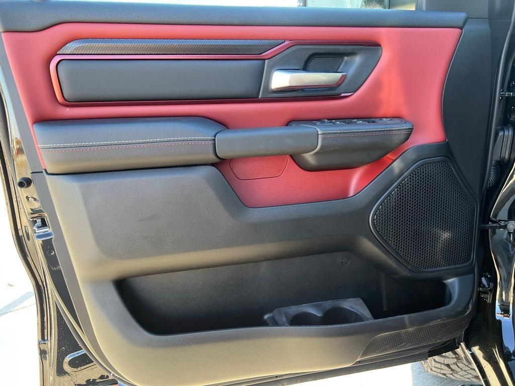 new 2025 Ram 1500 car, priced at $59,783