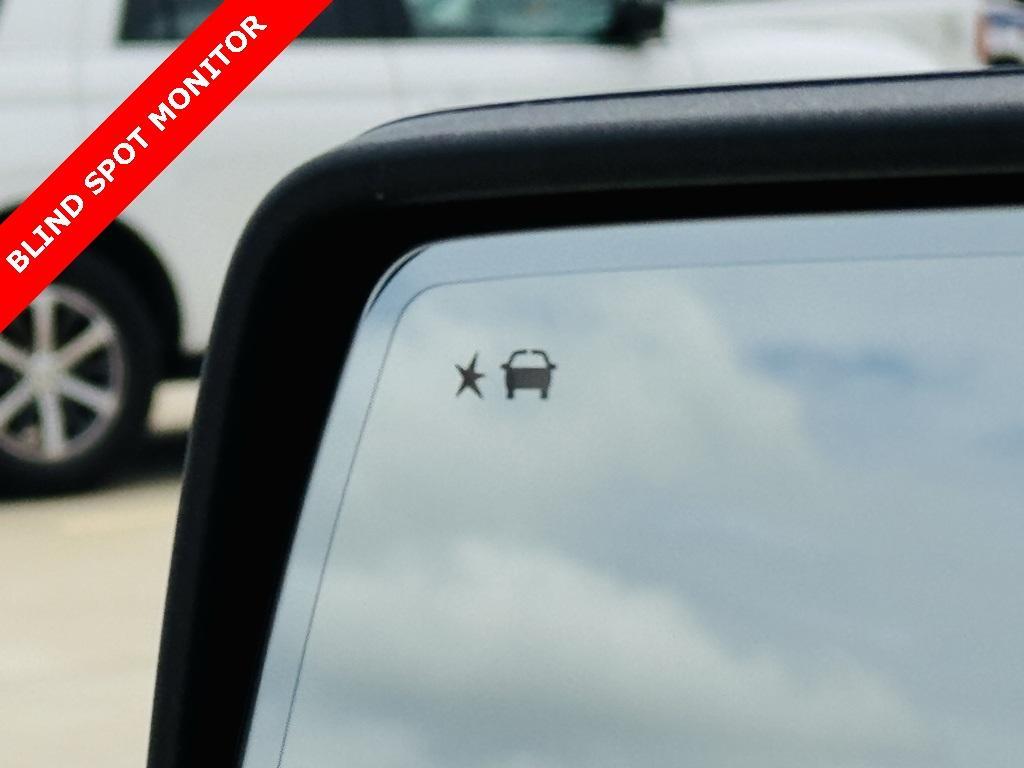 used 2021 Chevrolet Silverado 1500 car, priced at $38,000
