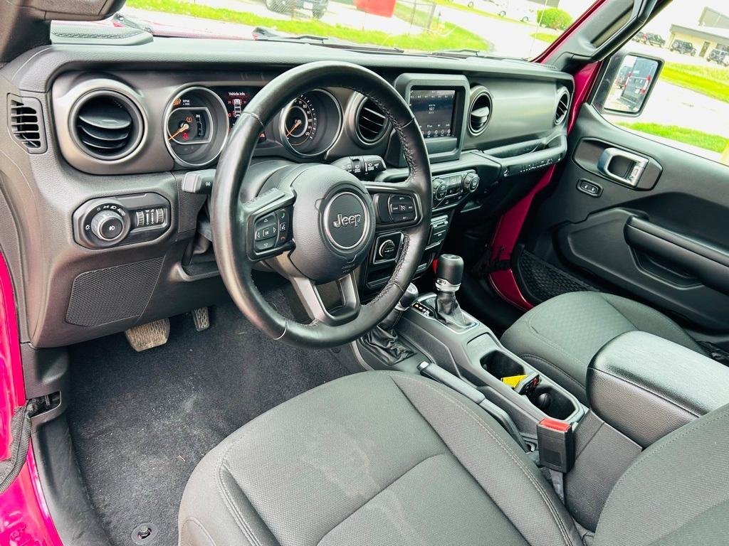 used 2021 Jeep Wrangler Unlimited car, priced at $33,000