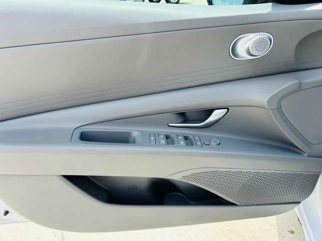 used 2022 Hyundai Elantra car, priced at $19,900