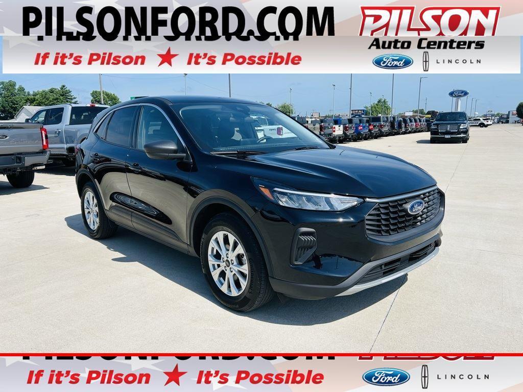used 2023 Ford Escape car, priced at $24,400