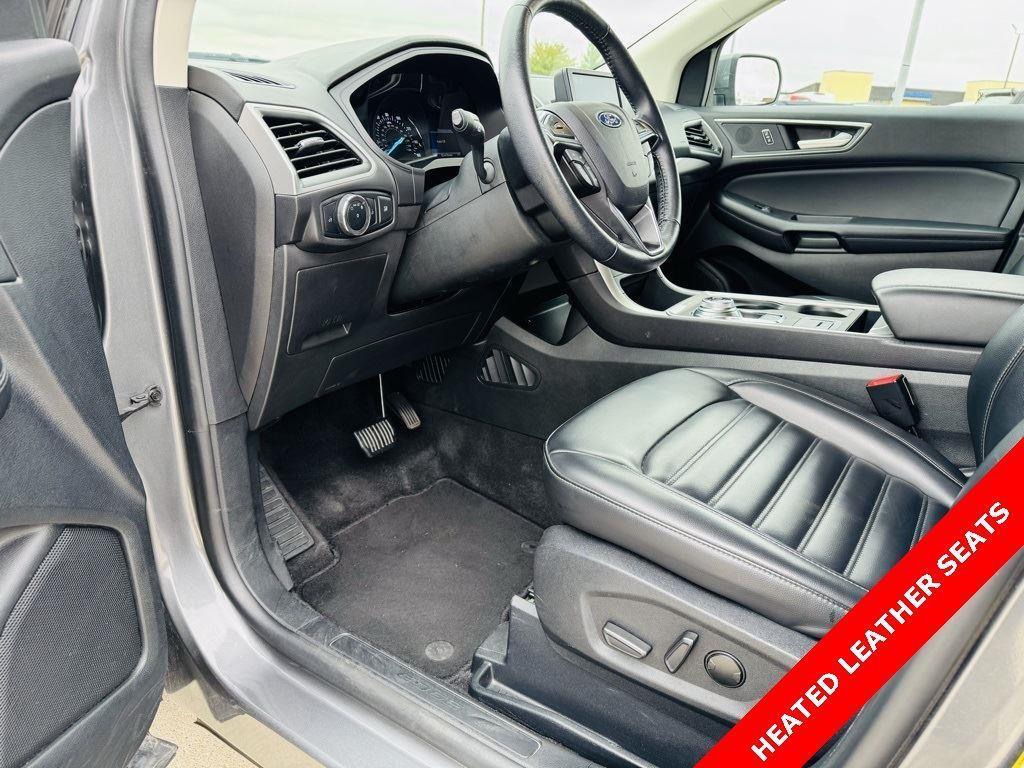used 2024 Ford Edge car, priced at $22,900