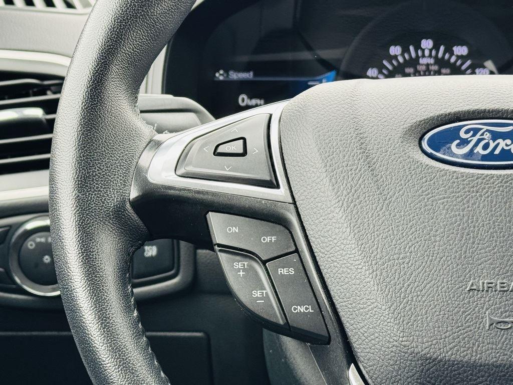 used 2024 Ford Edge car, priced at $22,900