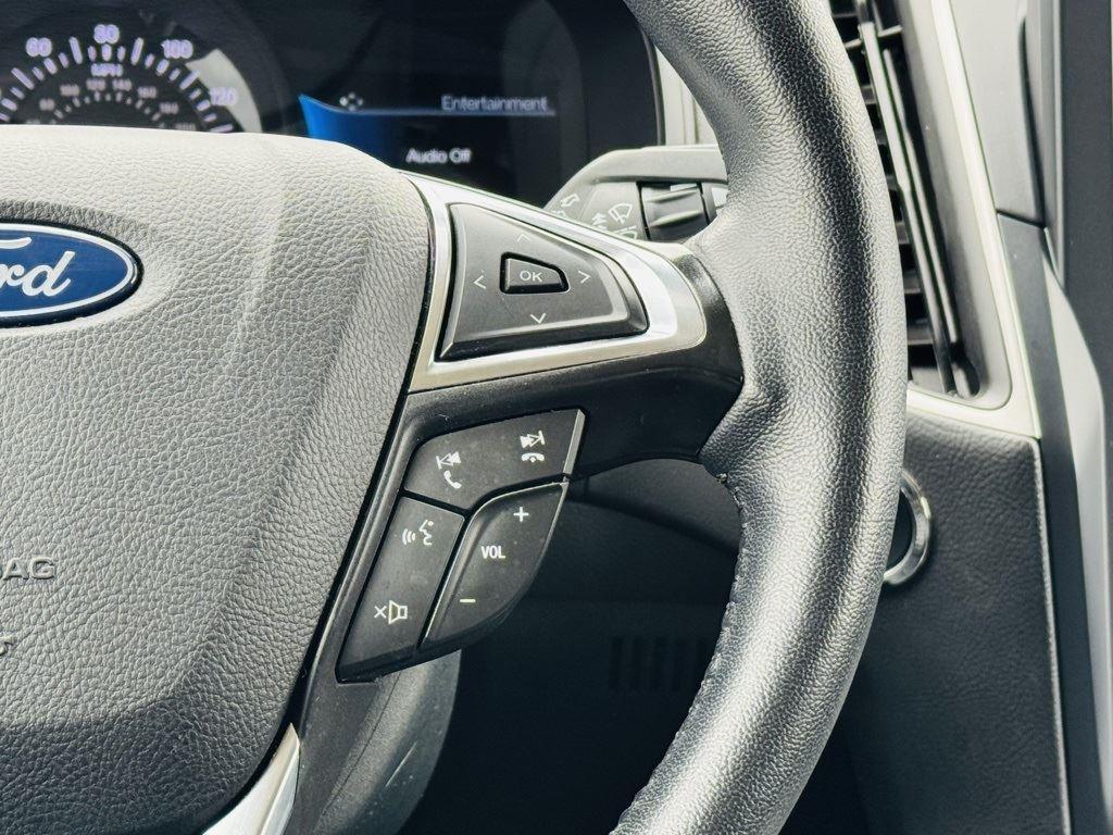 used 2024 Ford Edge car, priced at $22,900