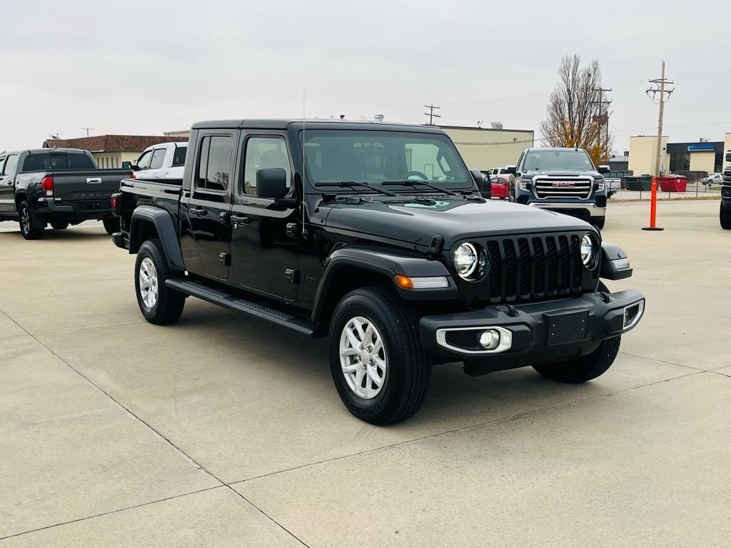 used 2023 Jeep Gladiator car, priced at $34,600