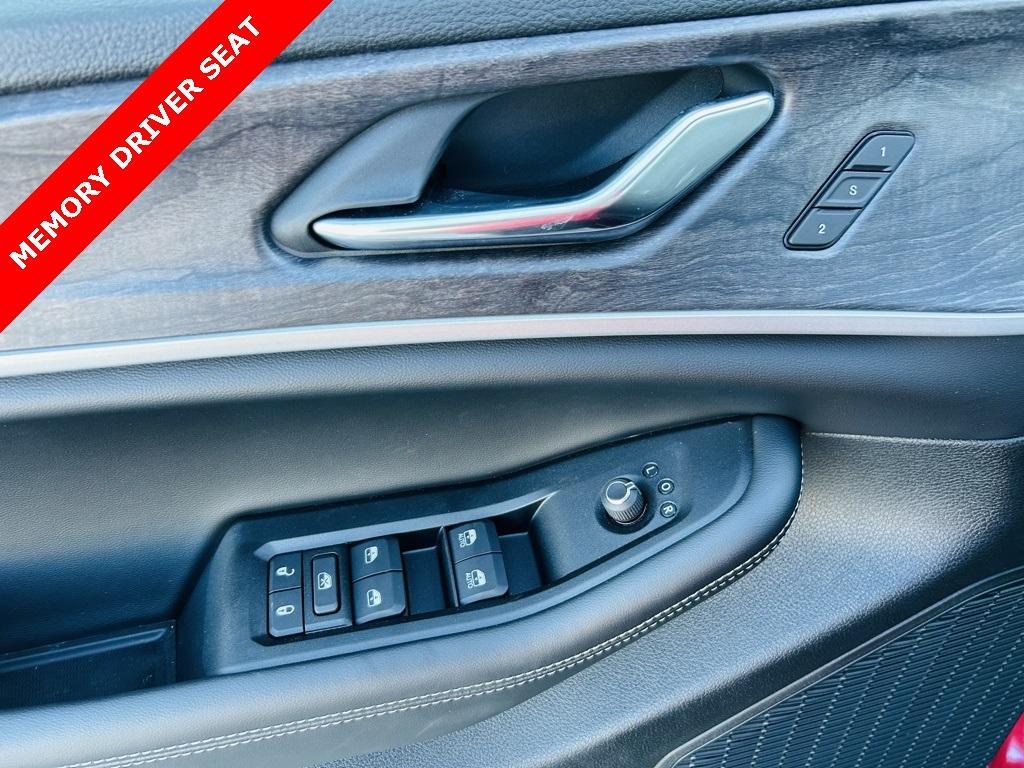 new 2025 Jeep Grand Cherokee L car, priced at $46,186
