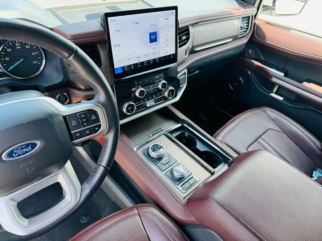 used 2024 Ford Expedition car