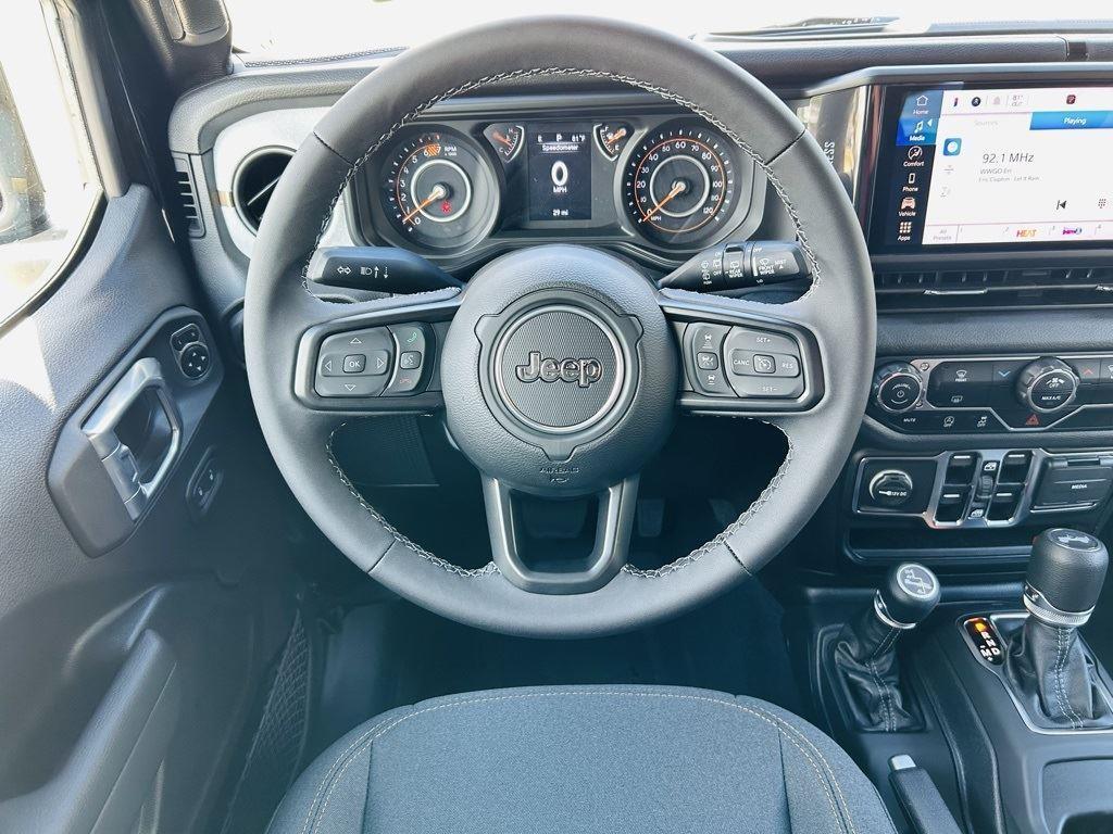 new 2025 Jeep Wrangler car, priced at $44,638