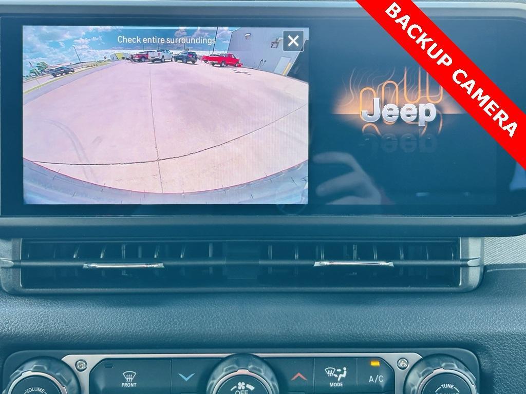 new 2025 Jeep Wrangler car, priced at $48,486