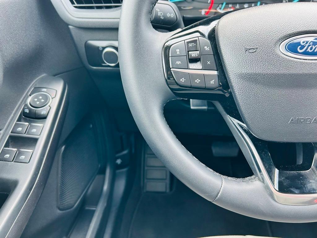 used 2022 Ford Escape car, priced at $24,200