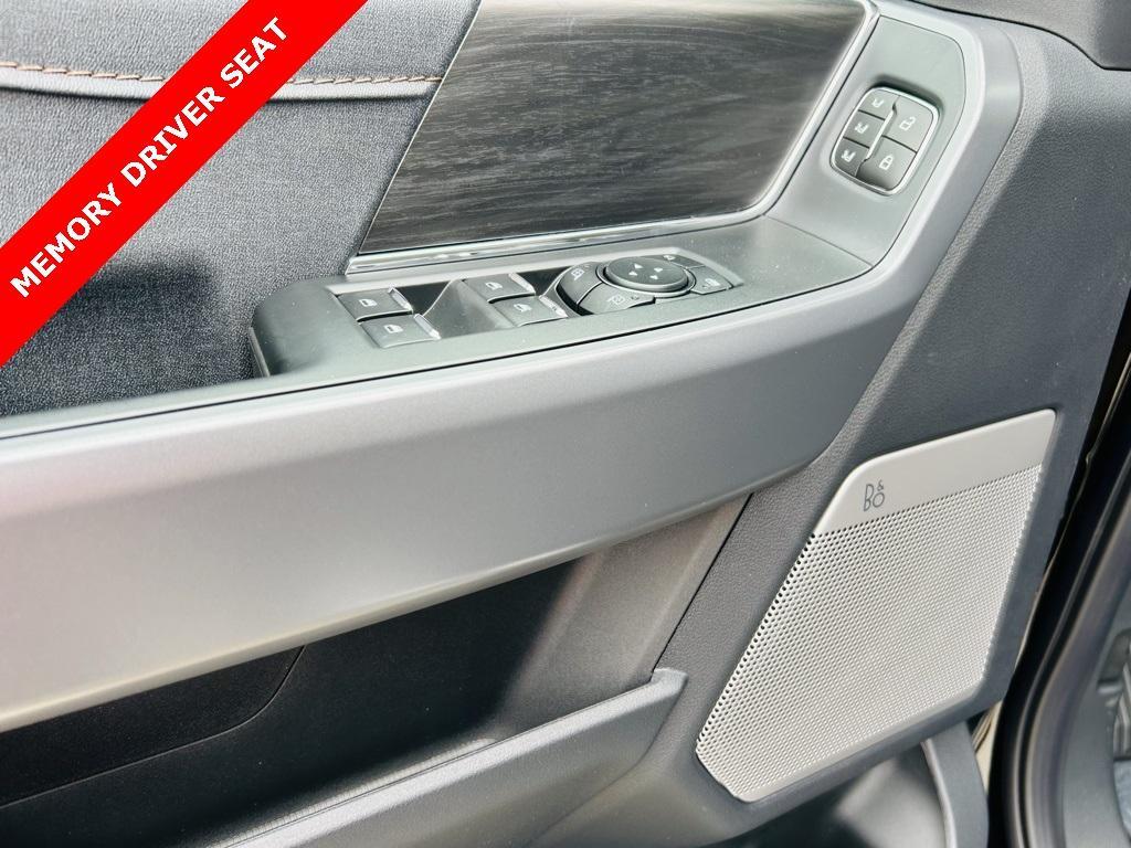new 2025 Ford F-150 car, priced at $61,571